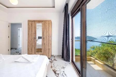 Golden Rose Suit - 34