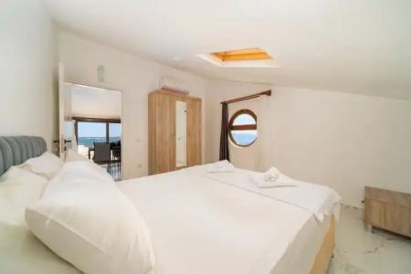 Golden Rose Suit - 20