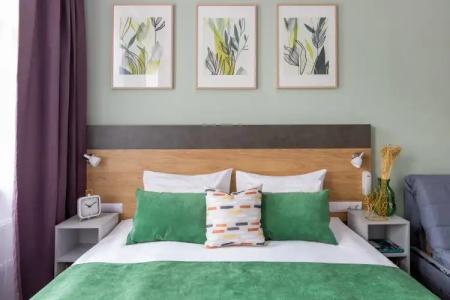 Stantsiya Premyer S12 - 5