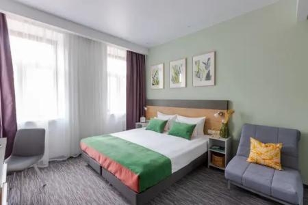 Stantsiya Premyer S12 - 4