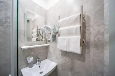 Stantsiya Premyer S12 - 79