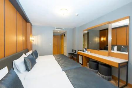 Freya Luxury - 82