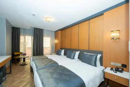 Freya Luxury - 76