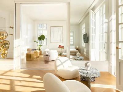 The Dolli at Acropolis, A to Live - 130