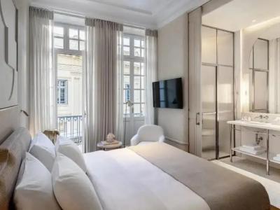 The Dolli at Acropolis, A to Live - 57