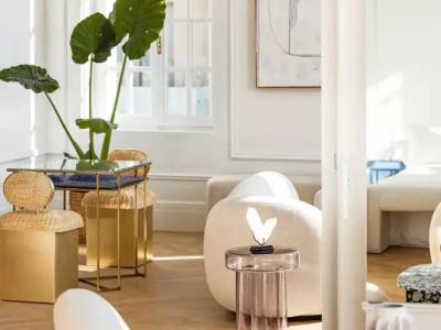 The Dolli at Acropolis, A to Live - 131