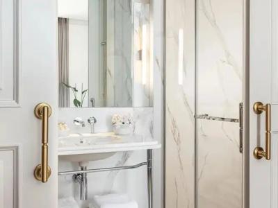 The Dolli at Acropolis, A to Live - 169