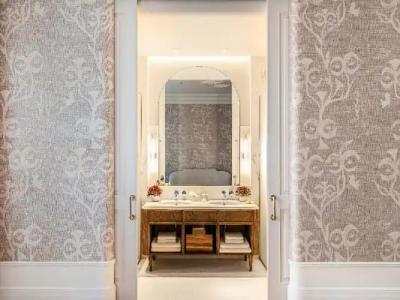 The Dolli at Acropolis, A to Live - 75