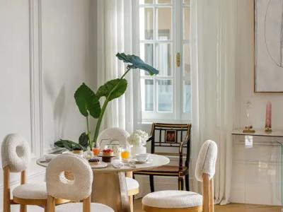 The Dolli at Acropolis, A to Live - 27