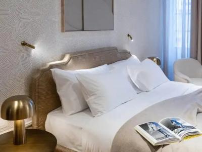 The Dolli at Acropolis, A to Live - 59