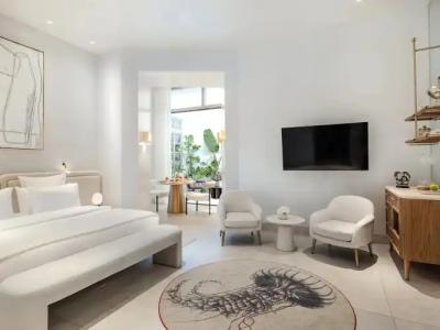 The Dolli at Acropolis, A to Live - 85