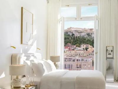 The Dolli at Acropolis, A to Live - 111