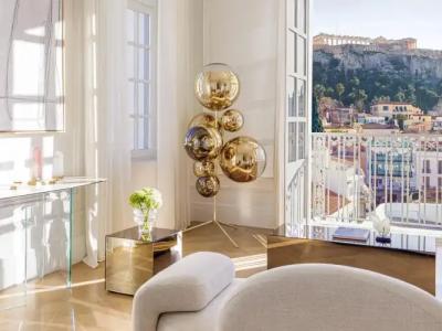 The Dolli at Acropolis, A to Live - 170