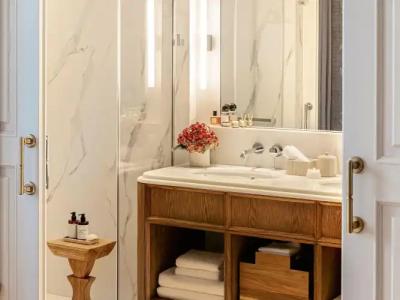 The Dolli at Acropolis, A to Live - 10