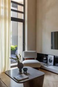 The Newel Psychiko - 103