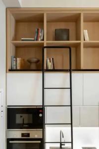 The Newel Psychiko - 105