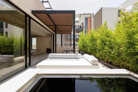 The Newel Psychiko - 145