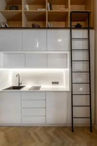 The Newel Psychiko - 106