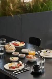 The Newel Psychiko - 12