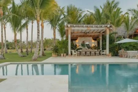Luxurious Fully-staffed Villa With Amazing View in Exclusive Golf Beach Resort - 34
