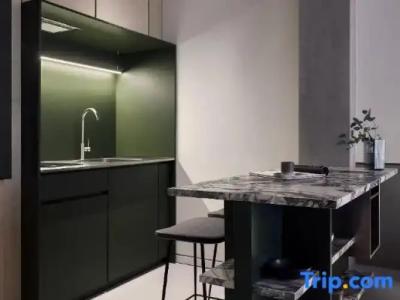 The Newel Metaxourgeio - 72