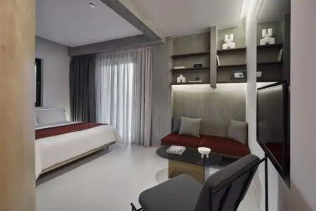 The Newel Metaxourgeio - 61