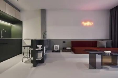 The Newel Metaxourgeio - 87