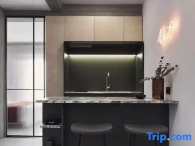 The Newel Metaxourgeio - 70