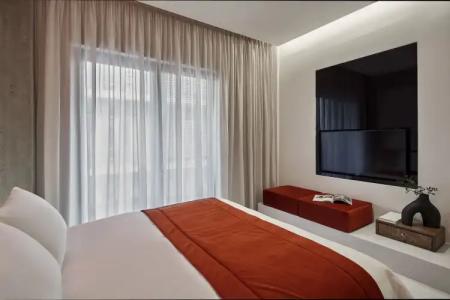 The Newel Metaxourgeio - 21