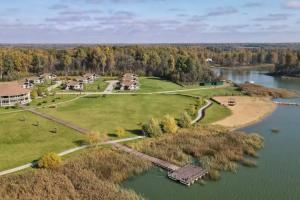 Dubldom Kapitana Tourist base, Vyrodovo