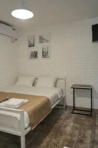 Art House Mini-Hotel - 59