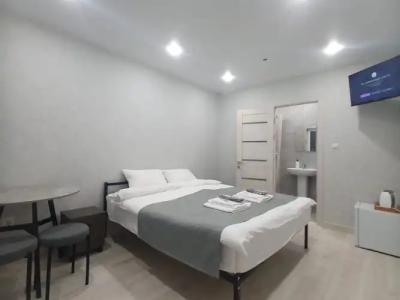 Art House Mini-Hotel - 60