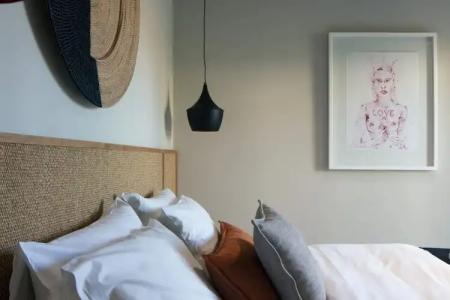 Chapter 02 Gallery Suites - 16