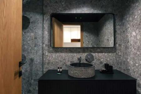 Chapter 02 Gallery Suites - 152