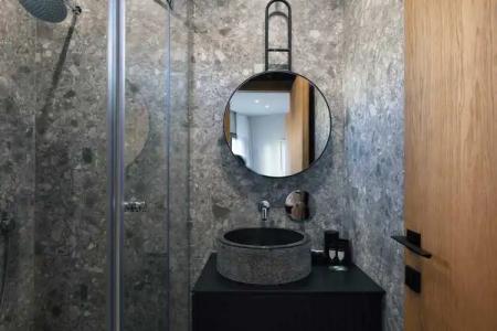 Chapter 02 Gallery Suites - 12