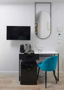 Urban Elephant Suites - 55