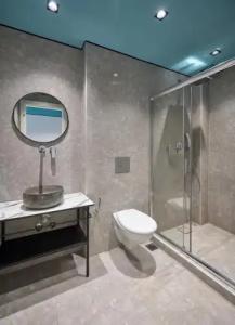 Urban Elephant Suites - 30