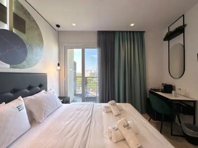 Urban Elephant Suites - 40