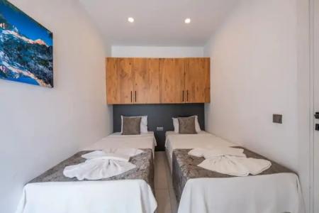 Mrt Suites Lara - 107