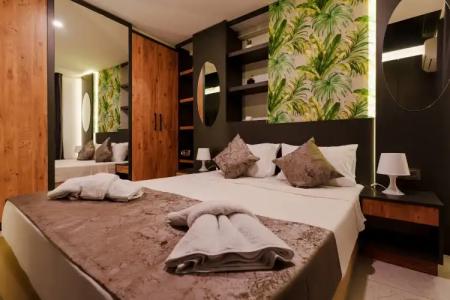 Mrt Suites Lara - 120