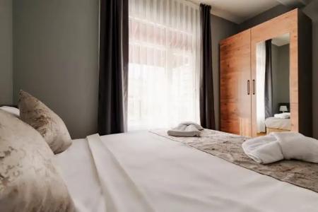 Mrt Suites Lara - 124