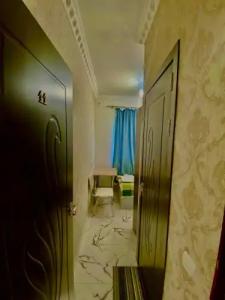 Layros & Andersen - 52