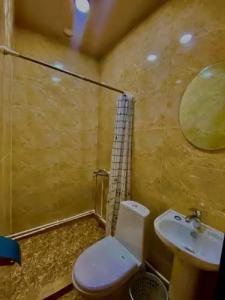 Layros & Andersen - 51