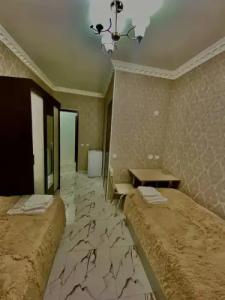 Layros & Andersen - 54