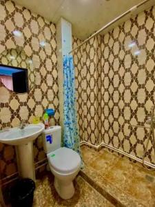 Layros & Andersen - 48