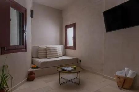 Meroviglia Boutique - 42