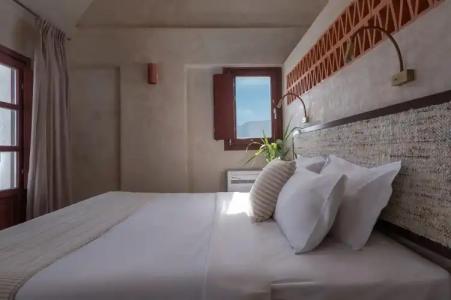 Meroviglia Boutique - 49