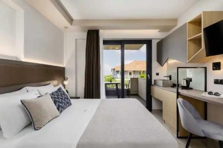 Costa De Luxe Suites - 37