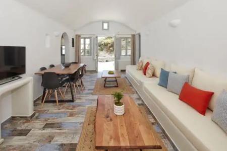 El Verano Suites - 102