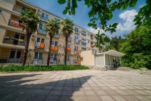Kurortny Hotel Atelika Karasan 2**